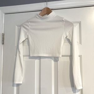 Shein/Boohoo Ribbed Cropped Top 4